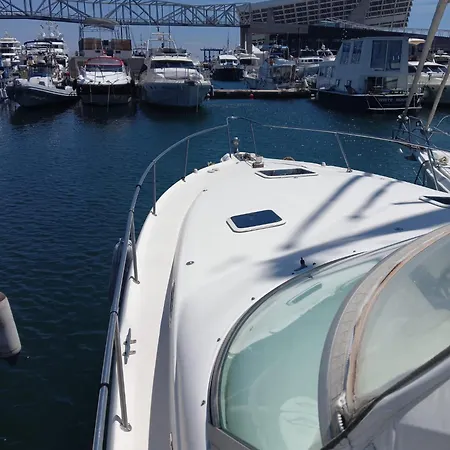 Diagonal Mar Sailboat *