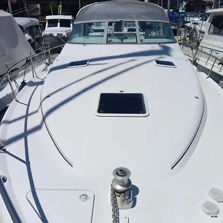 Diagonal Mar Sailboat * Сан-Адриан-де-Бесос