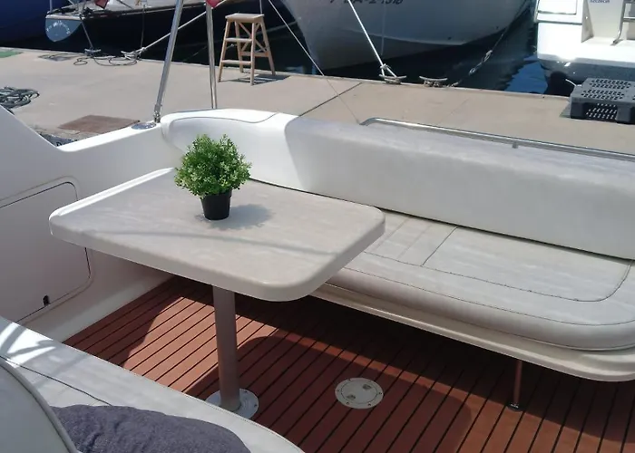 Botel Diagonal Mar Sailboat *